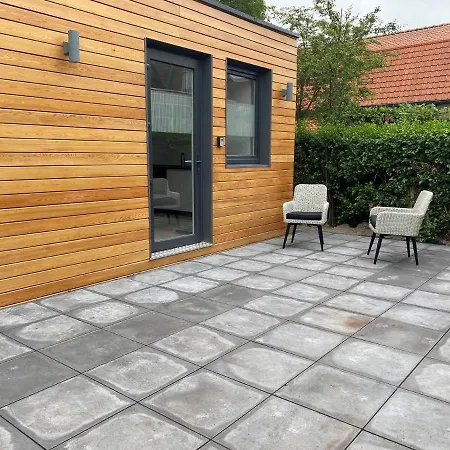 Lovely B Near Beach, Amsterdam Close To Trainstation 希勒霍姆